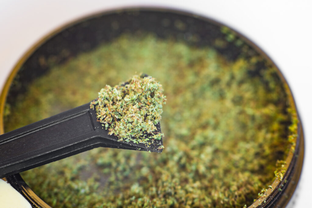 How to Make Hash from Kief out Your Grinder - Yo Dabba Dabba